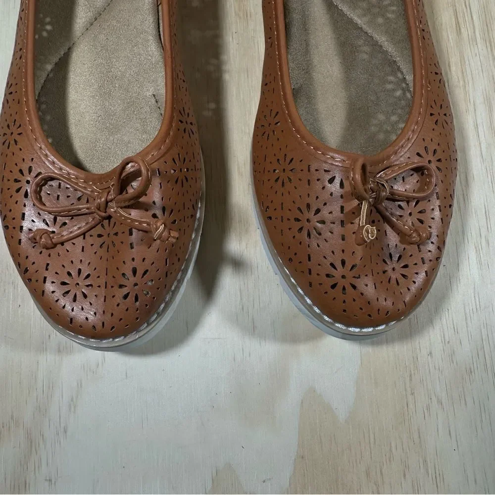 White Mountain Delgado Brown Ballet Flats Women’s Size 7